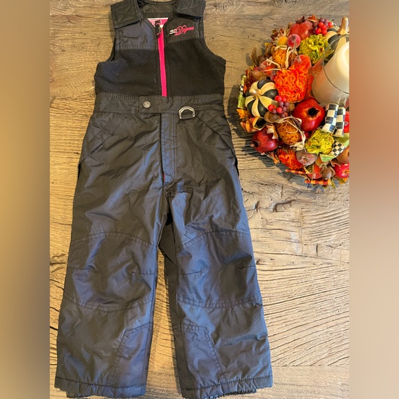 32 Degrees Other - Waterproof 32 Degrees Kids Snow Bib / Suit x 4T